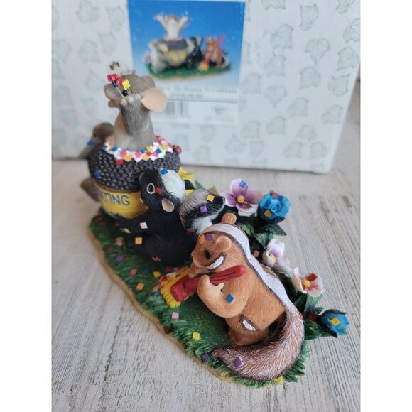 Fitz Floyd Charming Tails friendship is the reason to celebrate figure - Picture 5 of 12